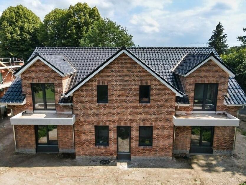 interessante Neubau-Dachgeschoßwohnung in einem Wohnpark