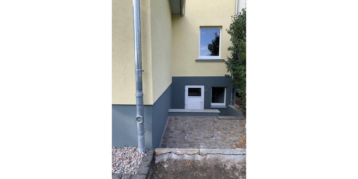 Reihenmittelhaus Gotha - 6 Zimmer, 170 m&sup2;, 1.800&euro; | Angebot:26750400
