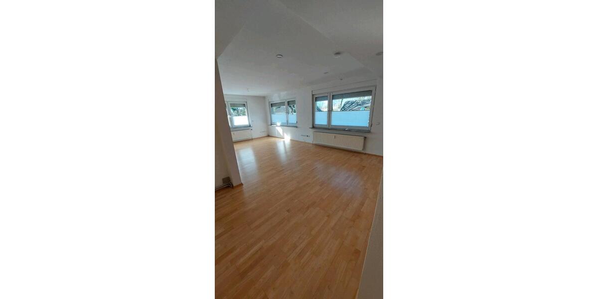 Etagenwohnung Wienhausen - 3.5 Zimmer, 110 m&sup2;, 880&euro; | Angebot:24443663