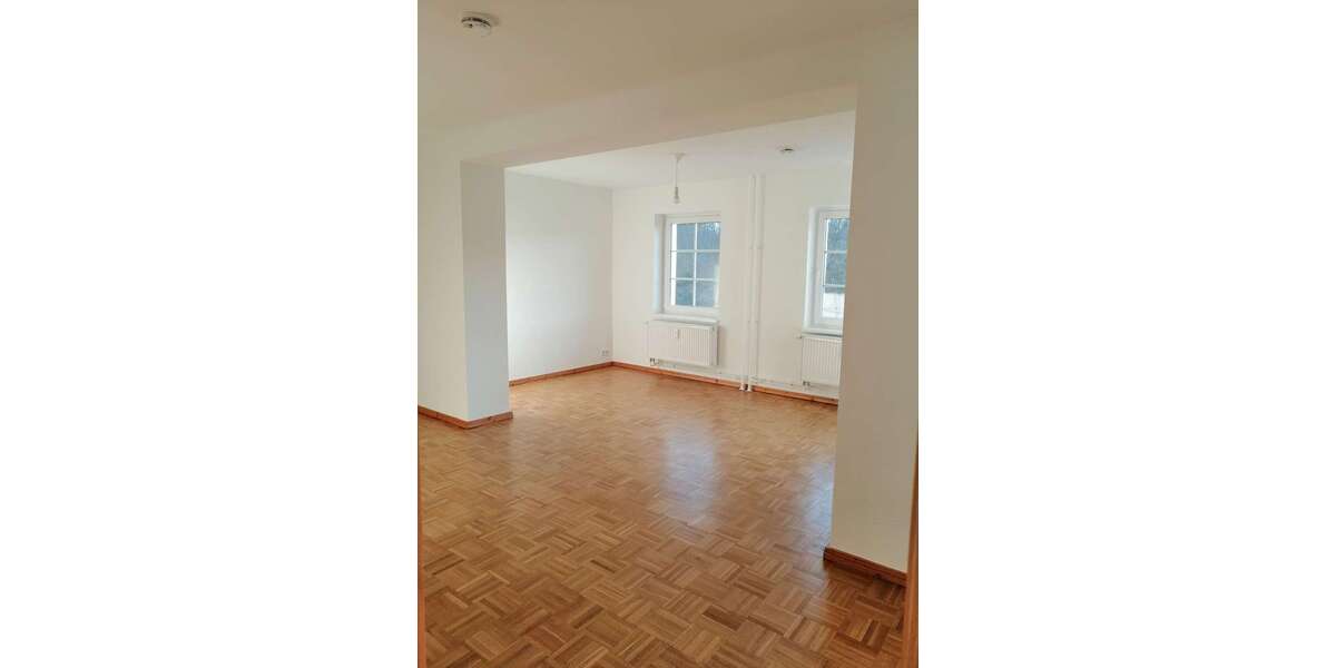 Etagenwohnung Strausberg - 2 Zimmer, 59 m&sup2;, 649&euro; | Angebot:26552312