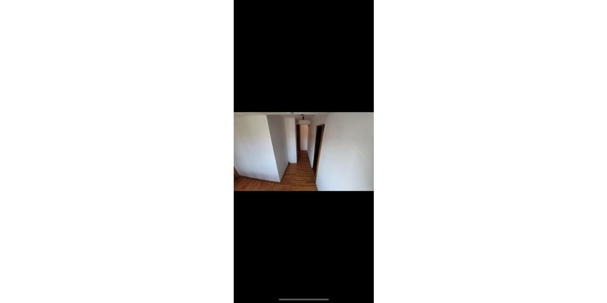 Etagenwohnung Ichenhausen - 3 Zimmer, 80 m&sup2;, 850&euro; | Angebot:26579855