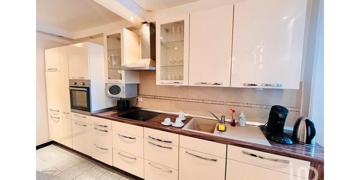 Reihenhaus Mönchengladbach Süd - 9 Zimmer, 205 m&sup2;, 2.500&euro; | Angebot:21381069