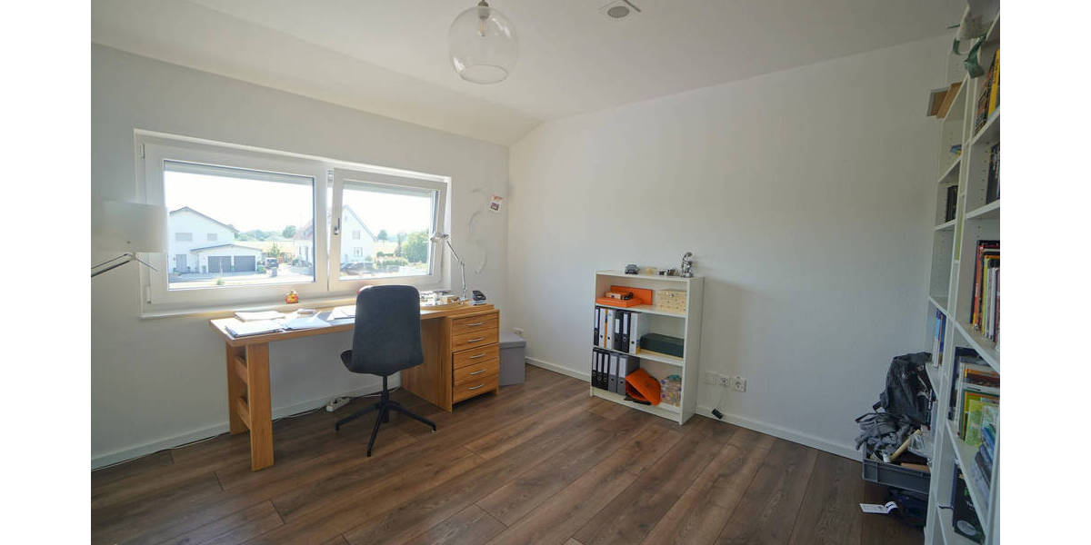 Etagenwohnung Kehl Kork - 4 Zimmer, 113 m&sup2;, 1.350&euro; | Angebot:26154865