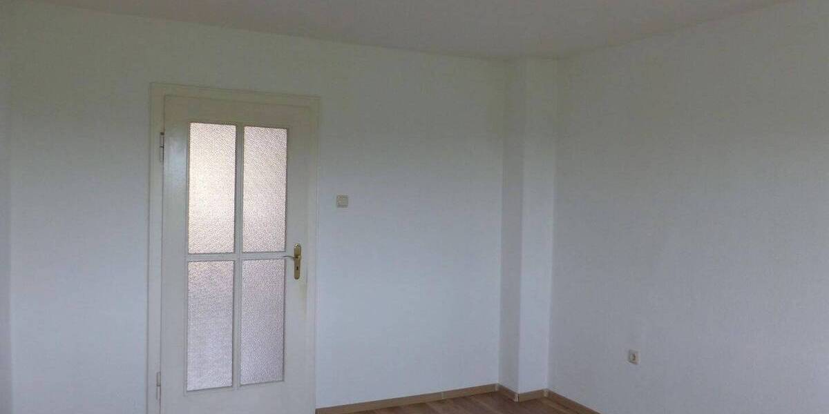 Etagenwohnung Wermdsorf Luppa - 2 Zimmer, 48 m&sup2;, 310&euro; | Angebot:26513106