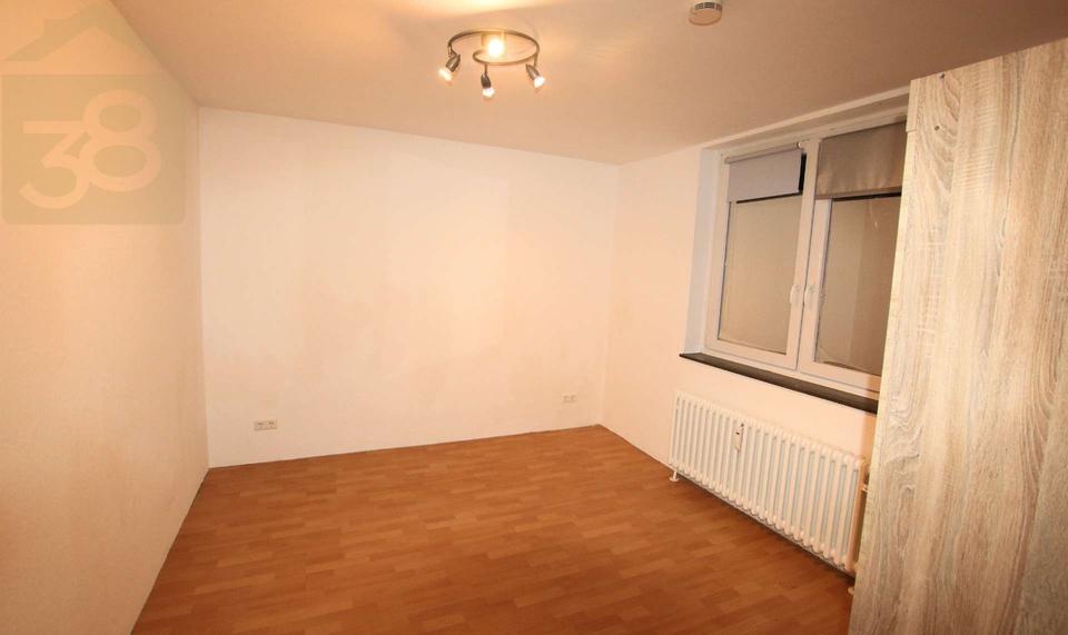 Erdgeschoßwohnung Wolfsburg - 2 Zimmer, 47 m&sup2;, 420&euro; | Angebot:24781641