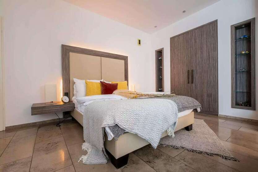 Wohnen auf Zeit in Düsseldorf 1.710 € 1 zimmer