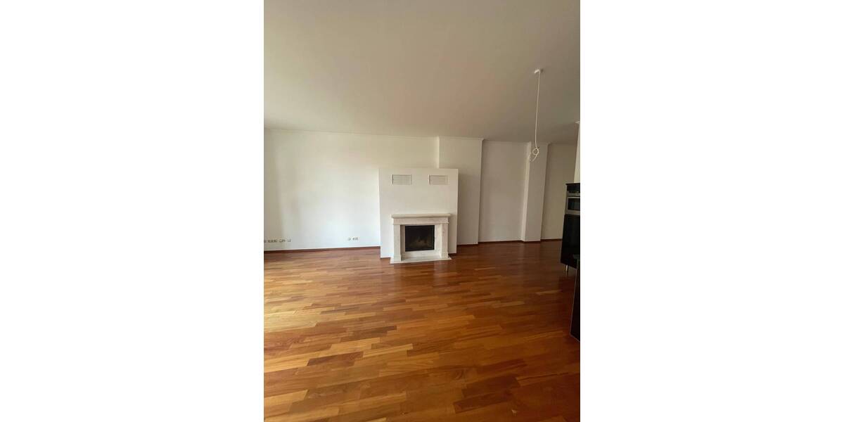 Etagenwohnung Erfurt Altstadt - 2 Zimmer, 92 m&sup2;, 1.112&euro; | Angebot:25262711
