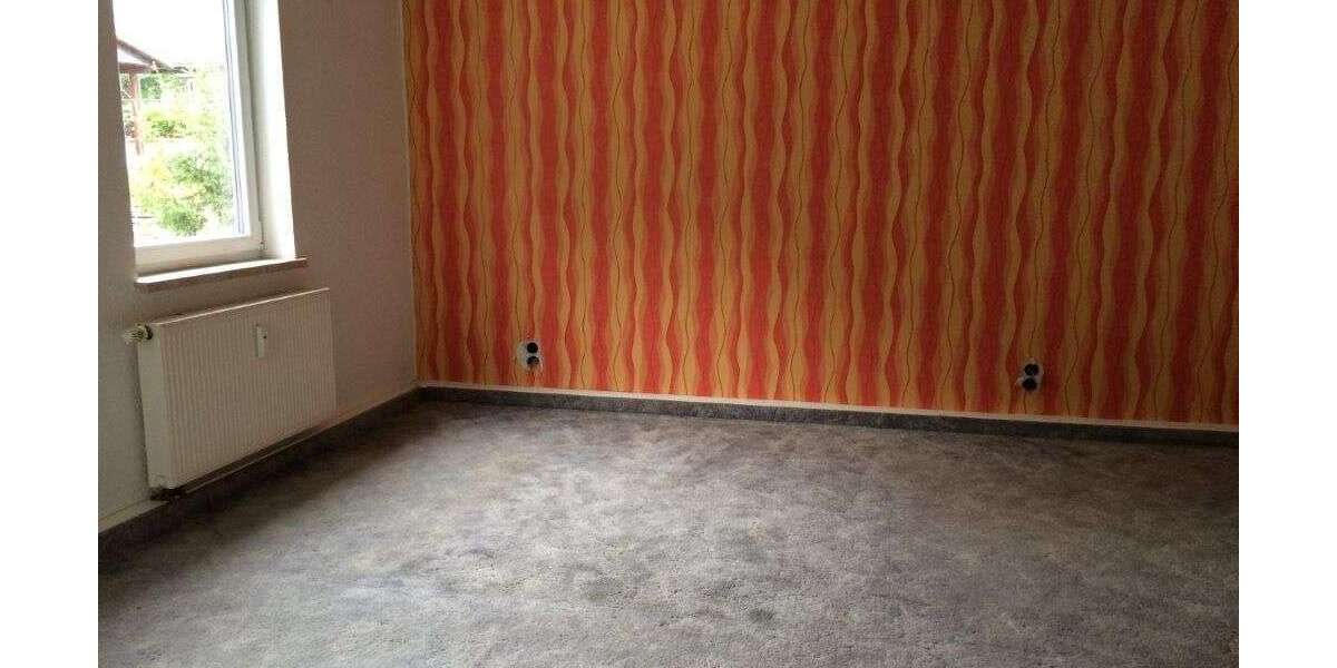 Hier können 1-2 Familien wohnen, 6,5-Zimmer, in sehr ruhiger Lage von Krölpa - Maisonettenwohnung Krölpa b. Pößneck | Angebot:27273446