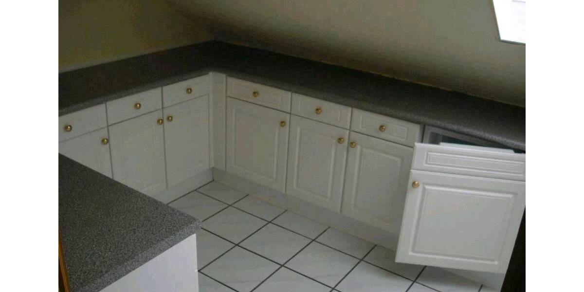 Dachgeschoßwohnung Eberdingen - 3.5 Zimmer, 64 m&sup2;, 640&euro; | Angebot:25993654