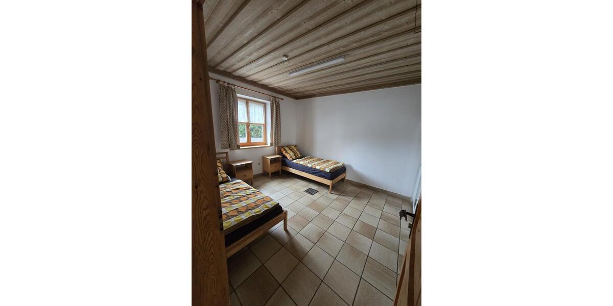 Einfamilienhaus Gangkofen - 4.5 Zimmer, 130 m&sup2;, 1.500&euro; | Angebot:25590858