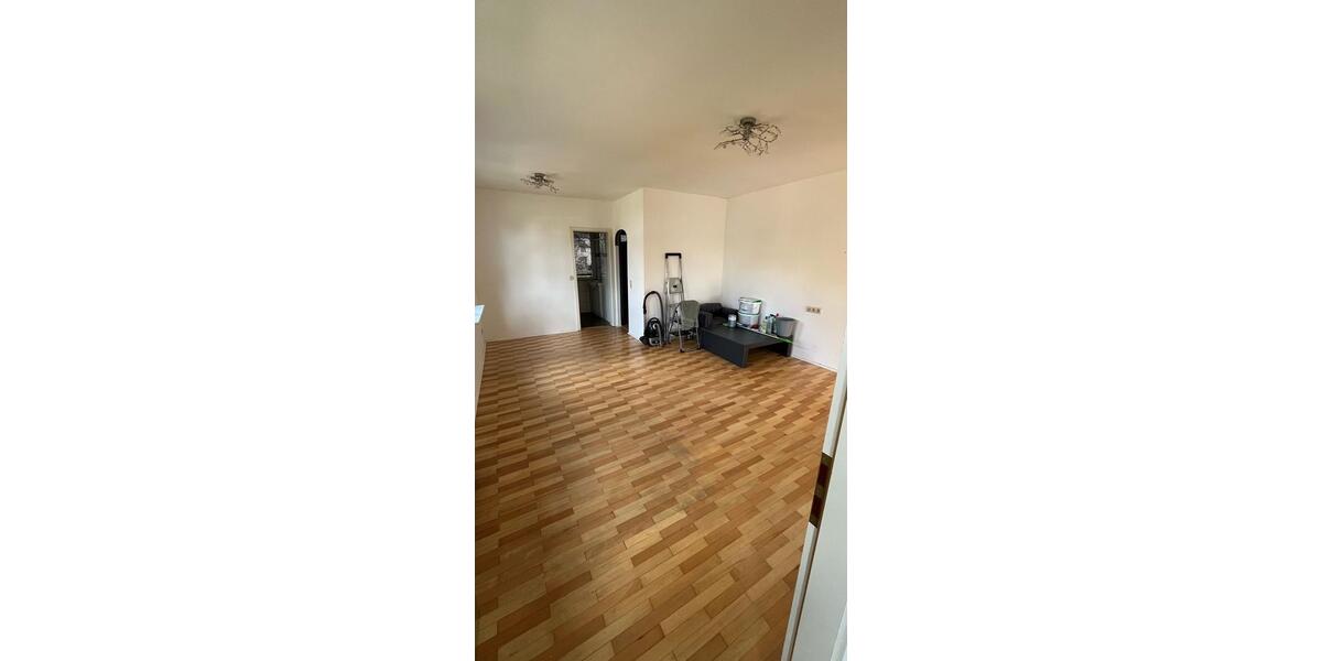 Etagenwohnung Völklingen - 2 Zimmer, 55 m&sup2;, 430&euro; | Angebot:26696398