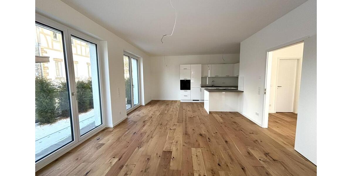 Erdgeschoßwohnung Sindelfingen - 2 Zimmer, 89 m&sup2;, 1.380&euro; | Angebot:24400067