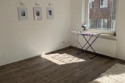 Wohnung Lübeck Innenstadt - 1 Zimmer, 32 m&sup2;, 680&euro; | Angebot:26618255