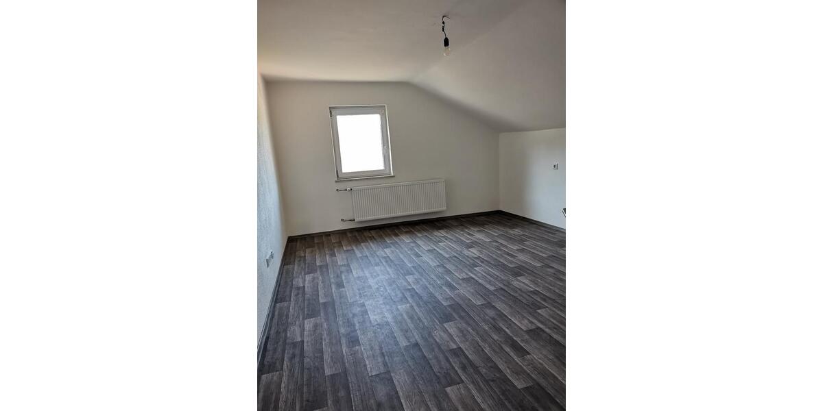 5-Zimmer Wohnung mit Garage in Arrach 5 zimmer