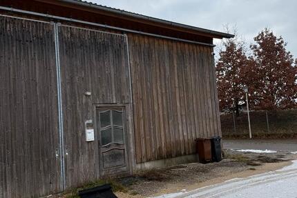 Halle zu vermieten zimmer