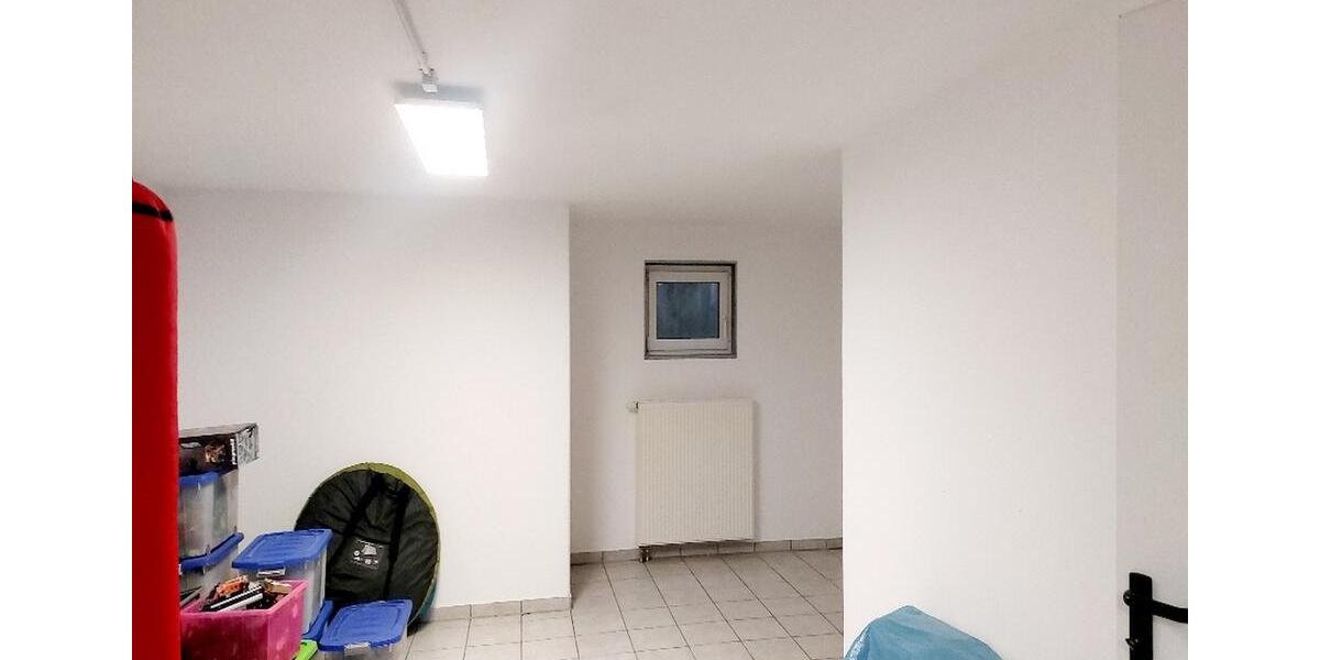 Einfamilienhaus Eislingen (Fils) - 5.5 Zimmer, 166 m&sup2;, 2.100&euro; | Angebot:25960948