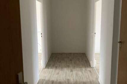 Wohnung zum Mieten in Oschersleben 356 € 71.27 m² 3 zimmer