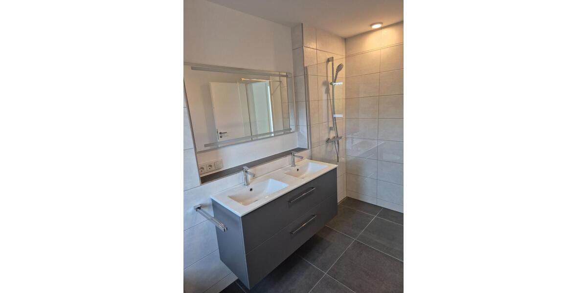 Erdgeschoßwohnung Wadern - 3 Zimmer, 106 m&sup2;, 1.200&euro; | Angebot:19540185