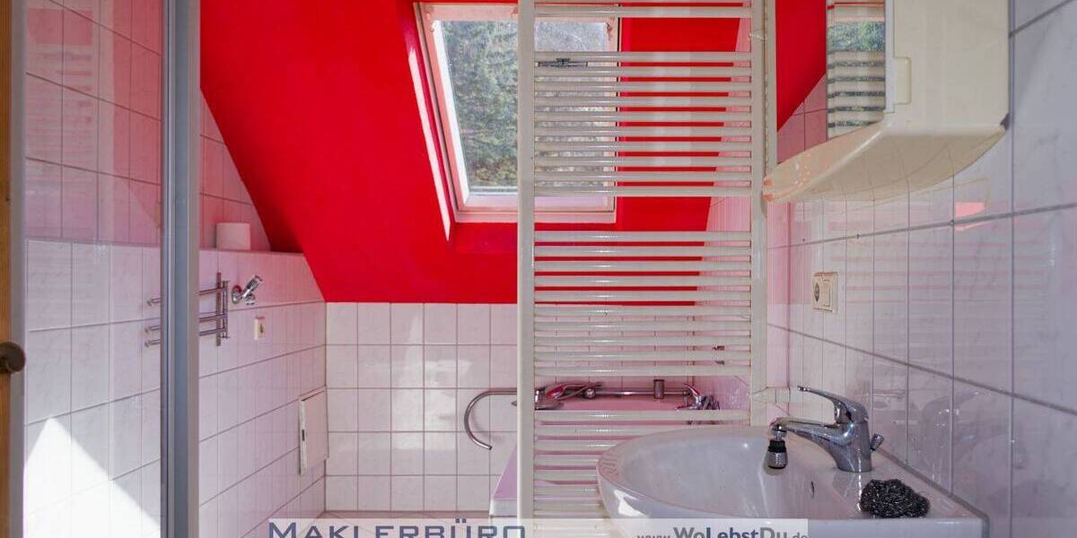 Etagenwohnung Greiz - 4 Zimmer, 80 m&sup2;, 350&euro; | Angebot:25666530