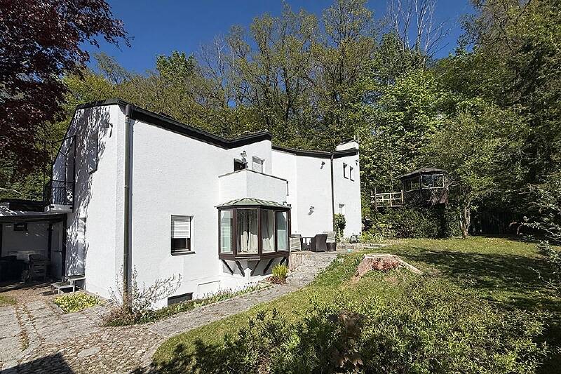 Mehrfamilienhaus, Wohnhaus Gauting - 6 Zimmer, 230 m&sup2;, 3.290&euro; | Angebot:26499189