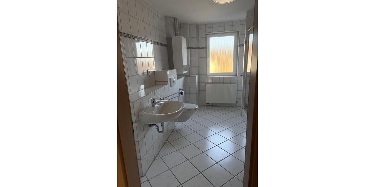 Etagenwohnung Saarbrücken Bischmisheim - 2 Zimmer, 105 m&sup2;, 750&euro; | Angebot:25436216