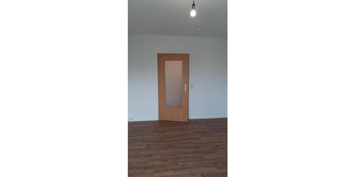 Etagenwohnung Querfurt - 1 Zimmer, 34 m&sup2;, 220&euro; | Angebot:25922724