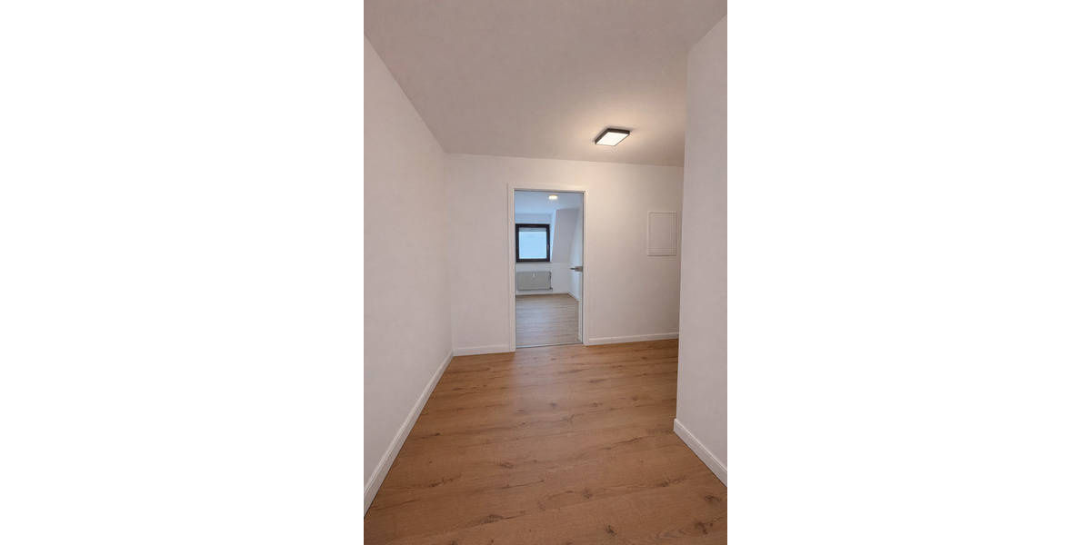 Dachgeschoßwohnung Ansbach - 3 Zimmer, 90 m&sup2;, 900&euro; | Angebot:24561694