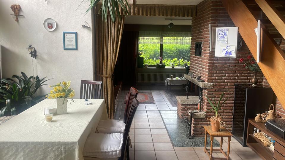 Schönes Zimmer in einem schönem Haus 4 zimmer