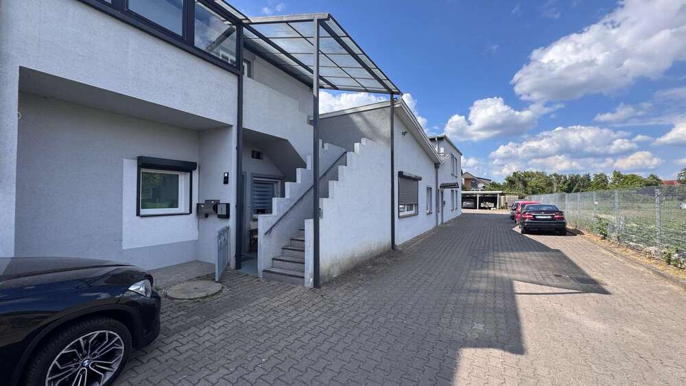 Etagenwohnung Lauenburg - 2 Zimmer, 93 m&sup2;, 900&euro; | Angebot:25126029