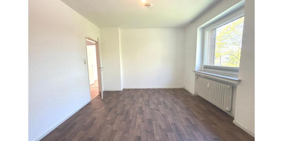 Etagenwohnung Oldenburg Bloherfelde - 3 Zimmer, 75 m&sup2;, 750&euro; | Angebot:26648556