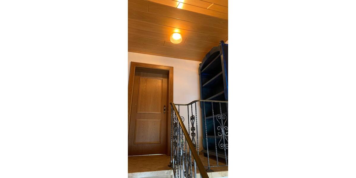 Dachgeschoßwohnung Münchsteinach - 5 Zimmer, 110 m&sup2;, 800&euro; | Angebot:24351805