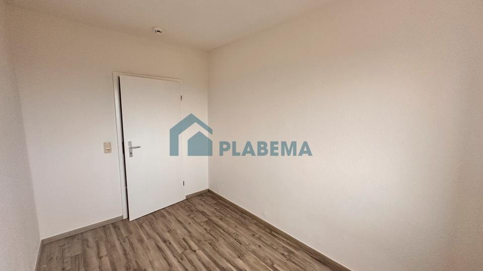 Etagenwohnung Lübz - 4 Zimmer, 85 m&sup2;, 722&euro; | Angebot:26586702