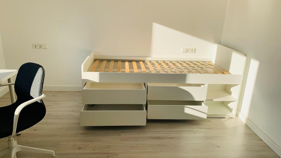 Wohnen auf Zeit Reutlingen Reutlingen (Kernstadt) - 1 Zimmer, 10 m&sup2;, 490&euro; | Angebot:25832164