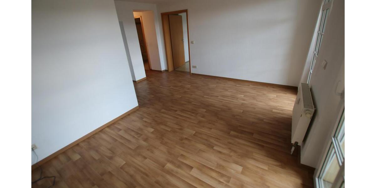 Mit Balkon und Lift! Zentral gelegene 2-Zimmer-Wohnung in Gera - Etagenwohnung Gera Ostviertel | Angebot:27156231