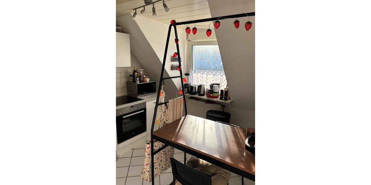 Dachgeschoss-Juwel in Osnabrück – 2 Zimmer auf 90 m² 2 zimmer