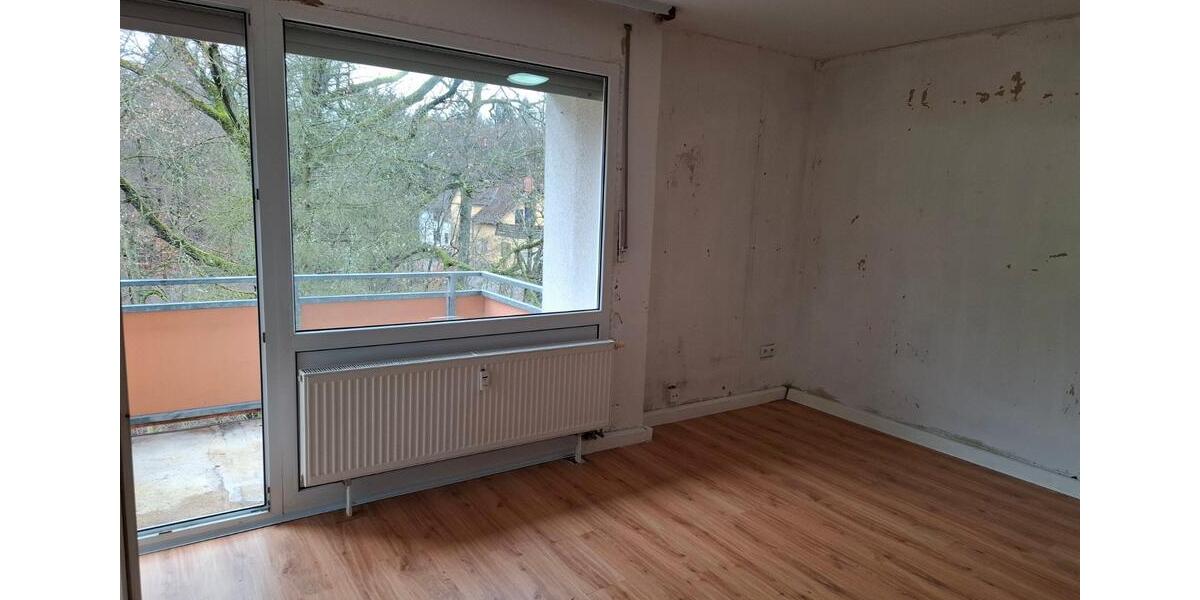 Dachgeschoßwohnung Waldmohr - 3 Zimmer, 64 m&sup2;, 650&euro; | Angebot:26455355
