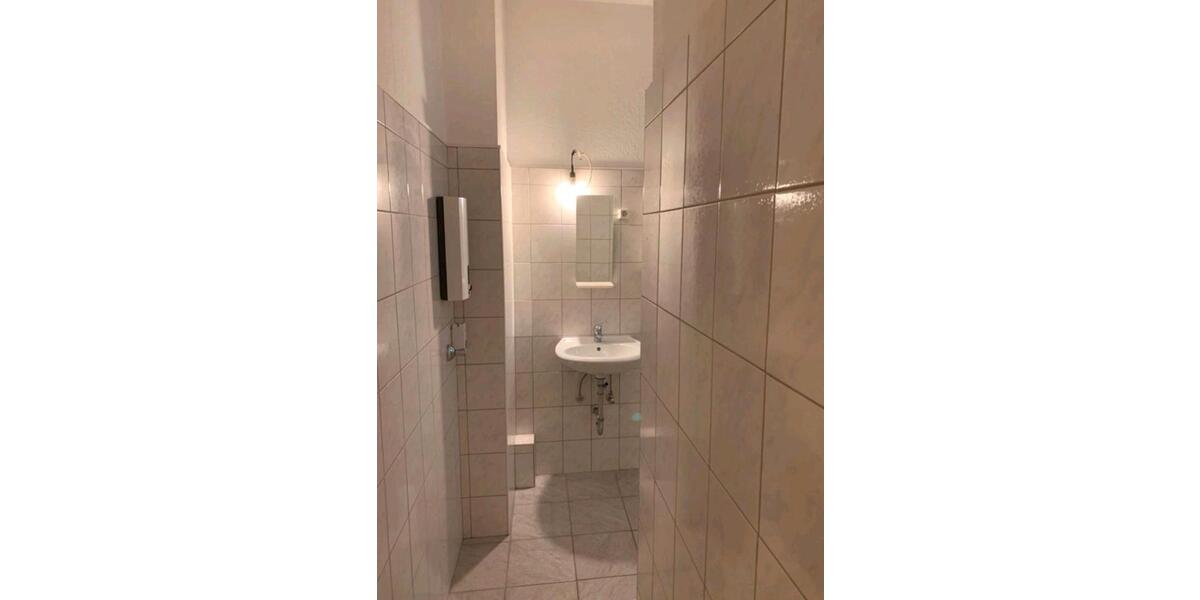 Hochparterre Duisburg - 2 Zimmer, 67 m&sup2;, 735&euro; | Angebot:26652891