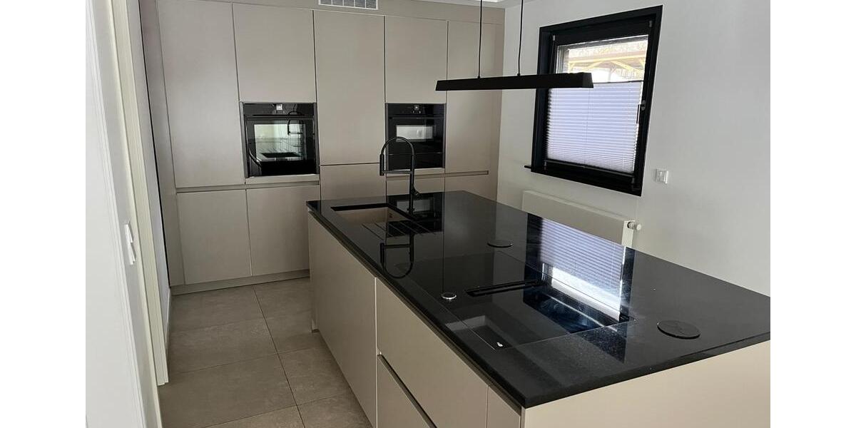 Renovierter Bungalow mit großem Garten in ruhiger Lage! 3 zimmer