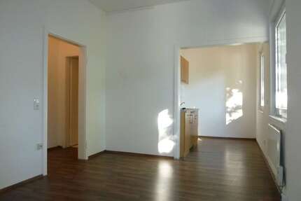 Wohnung Krefeld Uerdingen - 1 Zimmer, 27 m&sup2;, 320&euro; | Angebot:25271528