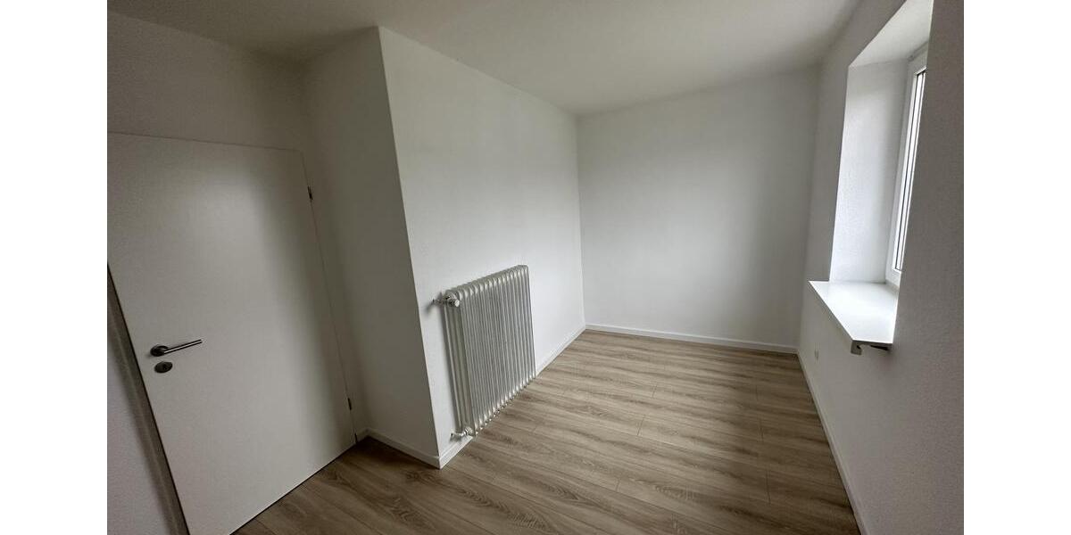 Etagenwohnung Lemgo - 3 Zimmer, 79 m&sup2;, 630&euro; | Angebot:26231138