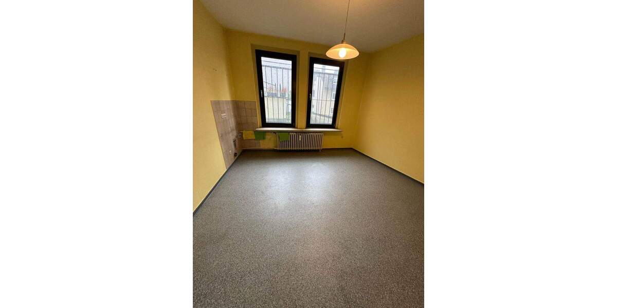 Gewerbeobjekt Kassel Mitte - 5 Zimmer, 175 m&sup2;, 1.540&euro; | Angebot:26160441