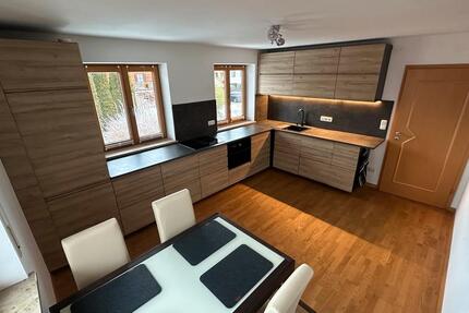 Wohnung Warngau - 3 Zimmer, 99 m&sup2;, 1.800&euro; | Angebot:24829101