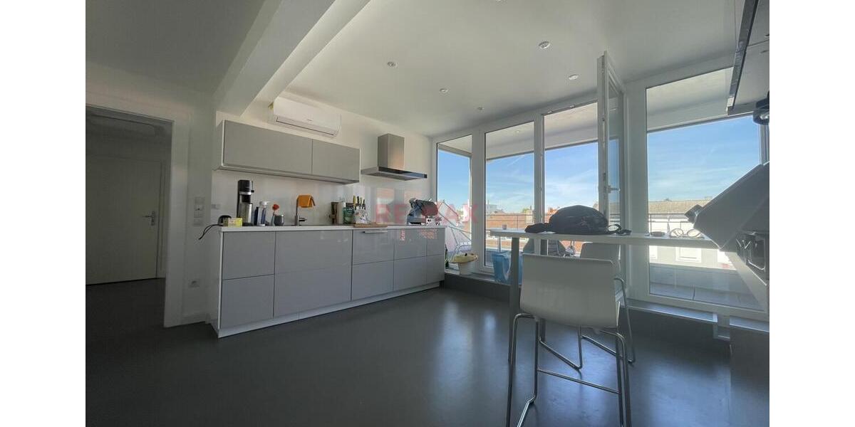 Dachgeschoßwohnung Frankenthal (Pfalz) - 2 Zimmer, 95 m&sup2;, 1.020&euro; | Angebot:23471977