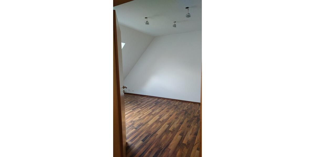 Maisonettenwohnung Wunstorf - 4 Zimmer, 107 m&sup2;, 990&euro; | Angebot:25790307