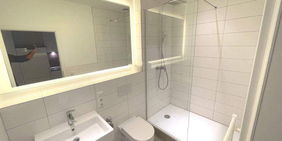 Etagenwohnung Frankfurt am Main Nordend-West - 2 Zimmer, 67 m&sup2;, 1.400&euro; | Angebot:26017111