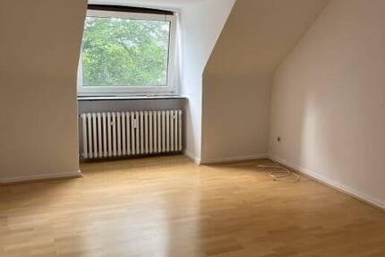 Zentrale 3 Zimmer- Wohnung zu vermieten! 3 zimmer