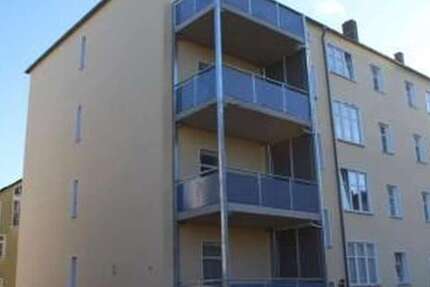 Wohnung Zwickau Geb. Reichenb. Str./Freiheitssiedlung - 4 Zimmer, 123 m&sup2;, 800&euro; | Angebot:27296853