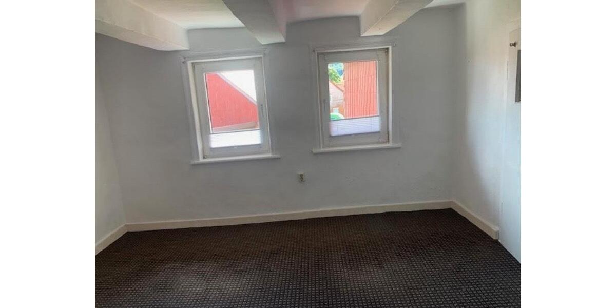 Mehrfamilienhaus, Wohnhaus Alfeld (Leine) - 9 Zimmer, 229 m&sup2;, 1.400&euro; | Angebot:26229526