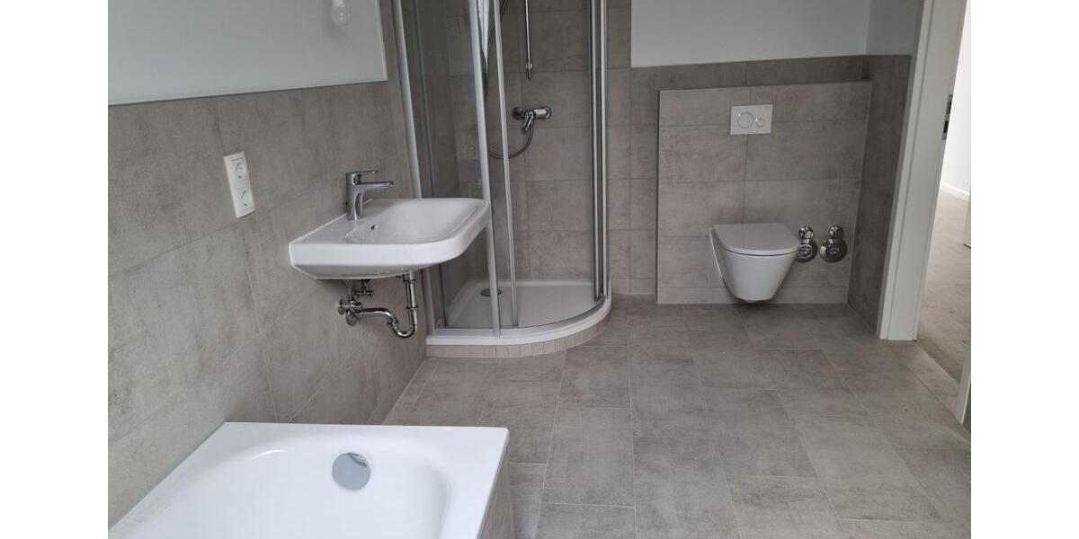 4,5 Zi DG- Whg in Braunschweig !!! Neu !!! 4 zimmer