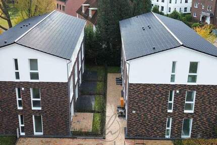 Erstbezug! Stilvolles Reihenhaus in begehrter Lage von Volksdorf 5 zimmer